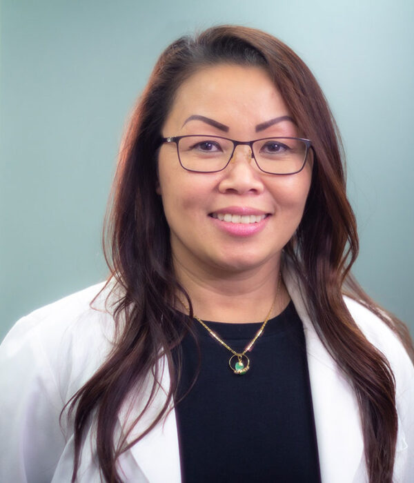 Portrait provider Hanh