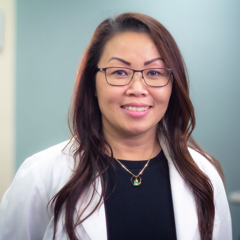 Portrait provider Hanh